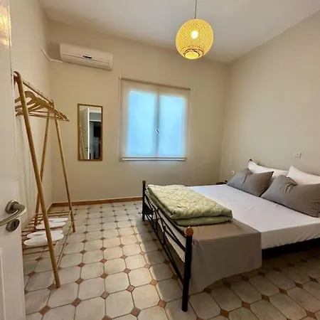 Olive Tree The Master Bed And Balcony 公寓 贝尼蔡斯
