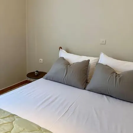 公寓 Olive Tree The Master Bed And Balcony 贝尼蔡斯